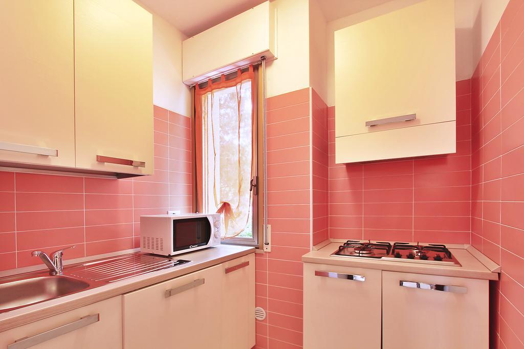 Residenza Ibsen Lignano Sabbiadoro Quarto foto